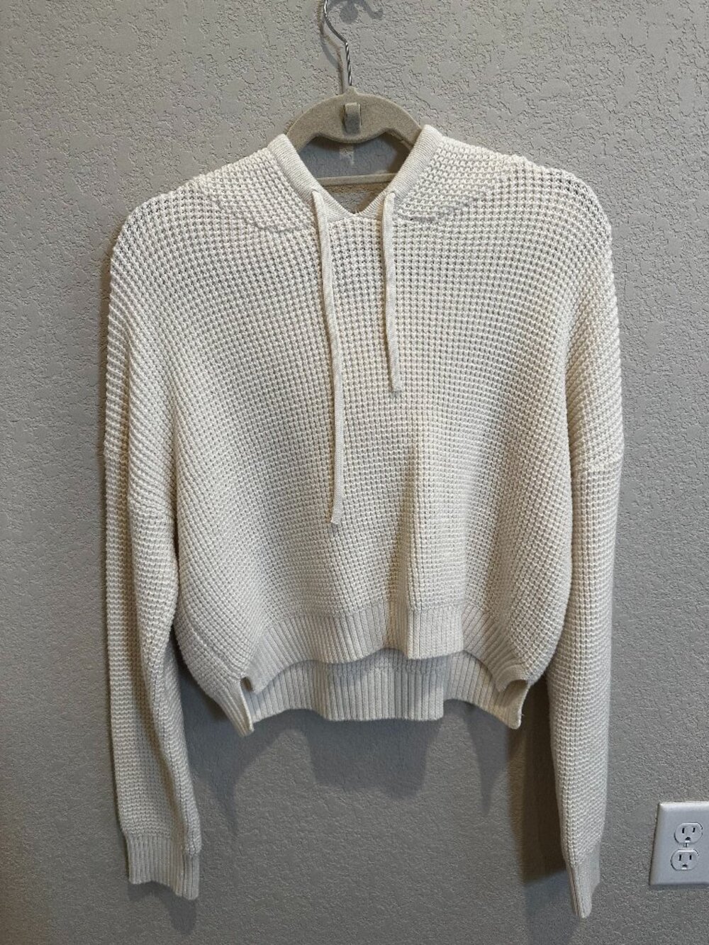Sincerely Jules Cream Waffle Knit Hooded Sweater Size L